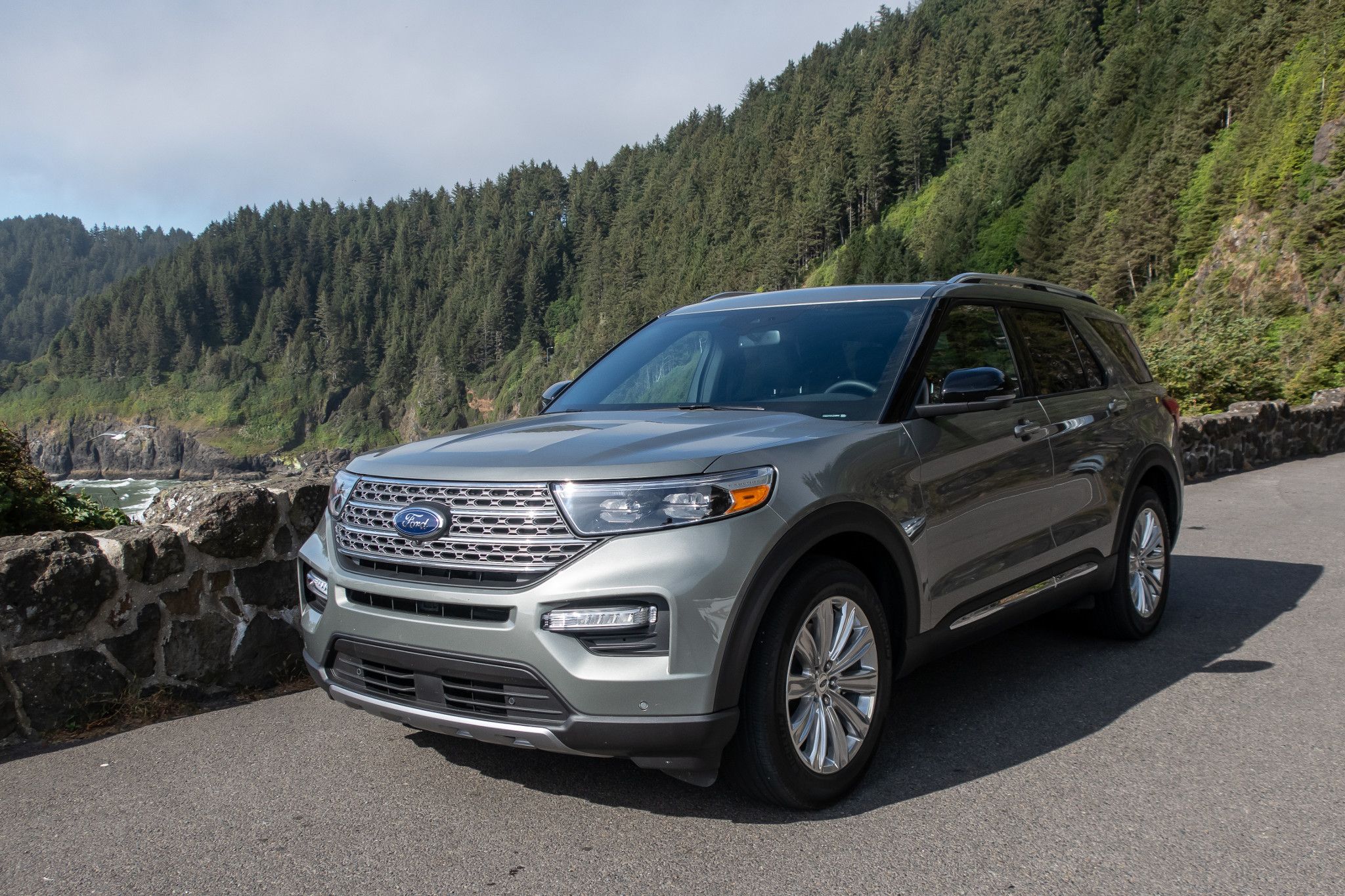 10 Problems With The Ford Explorer And 10 Things It S Great At
