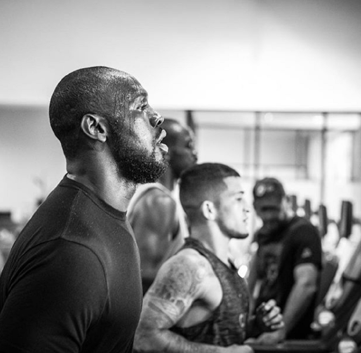 15 Workout Photos Of Jon Jones Going Beast Mode Thethings