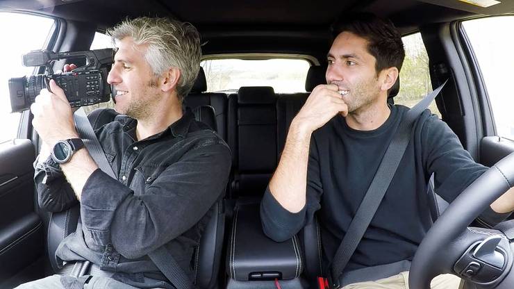 Nev y Max Joseph-filman-peces-gato-la-televisión-.show