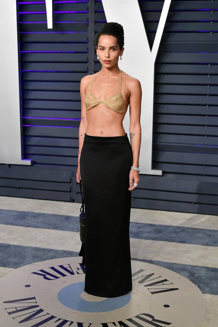 15 Photos Of Zoe Kravitz S Style Transformation Thethings