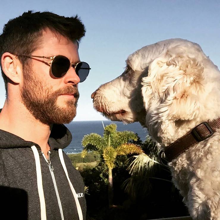 15 Pics That Change The Way Thor Fans See Chris Hemsworth