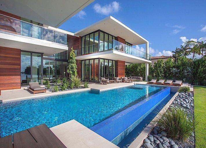 Here Are 20 Photos Of Impressive Homes These Rappers Live In