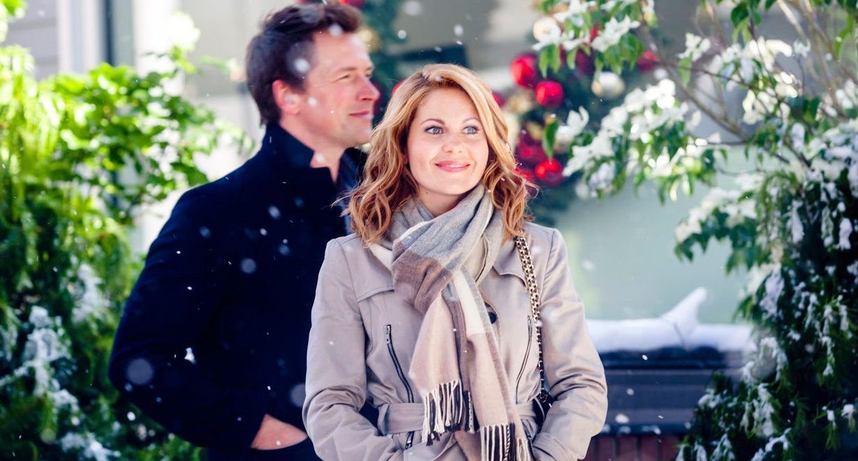 It's Currently Christmas On The Hallmark Channel | TheThings