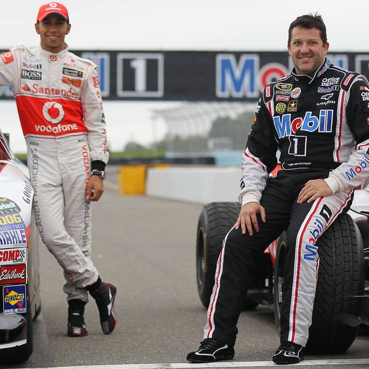 12 F1 Drivers Who Tried Competing In Nascar Thethings
