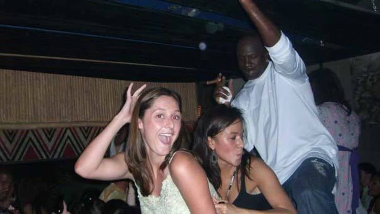 Michael_Jordan_Dancing_At_A_Club_IN_Cabo_San_Lucas-1-1.jpg