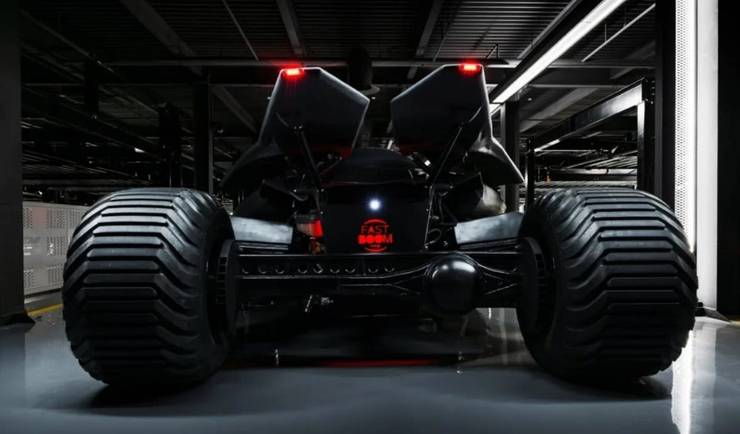 Batman v. Superman Batmobile Rear