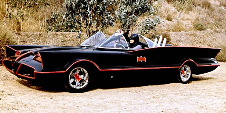 originele Batmobile aangedreven door Adam West