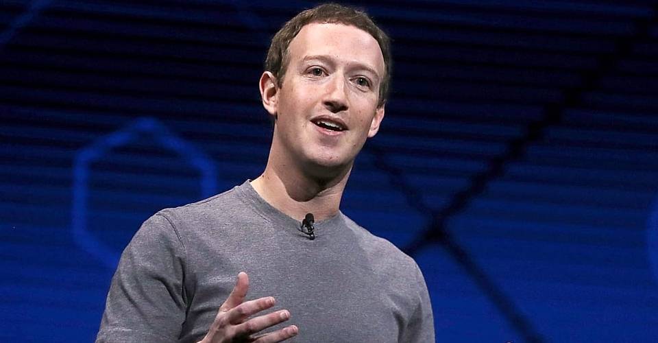 fans compare mark zuckerberg to a robot