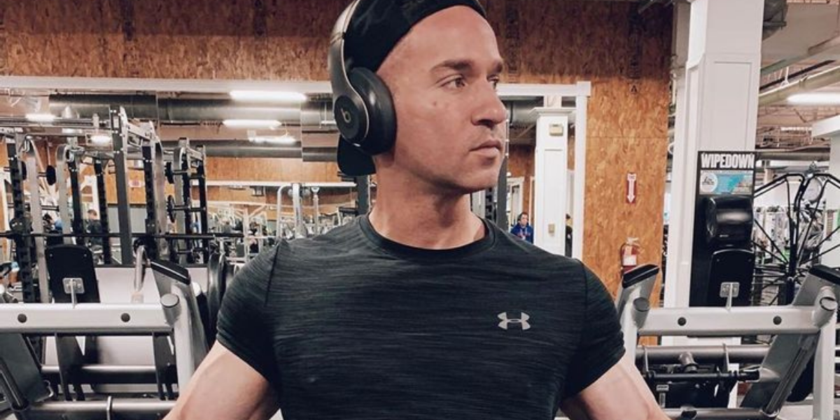 Mike ‘The Situation’ Makes 225 On The Bench Press Look Like A Joke